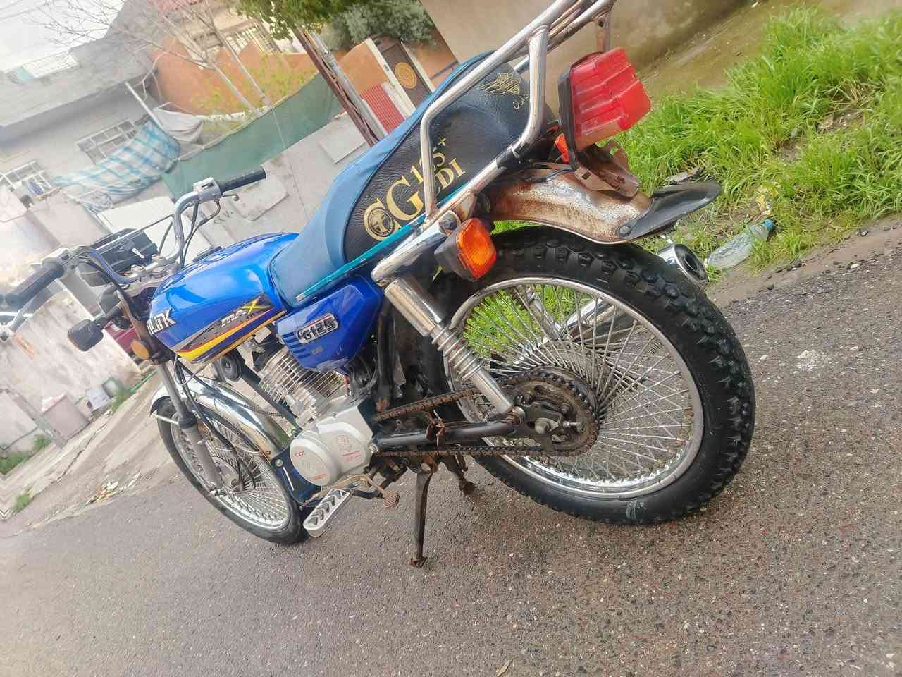 السلام عليكم ماطور تايكر 2020 محرك مفتوح مبدل ولفات جديد  كهربائيات شغاله تواير نضاف وياله نضاف
((السعر ٤٢٥ وبي مجال بسيط))
شراي تفضل خاص او انتصل ***********)) ***********
