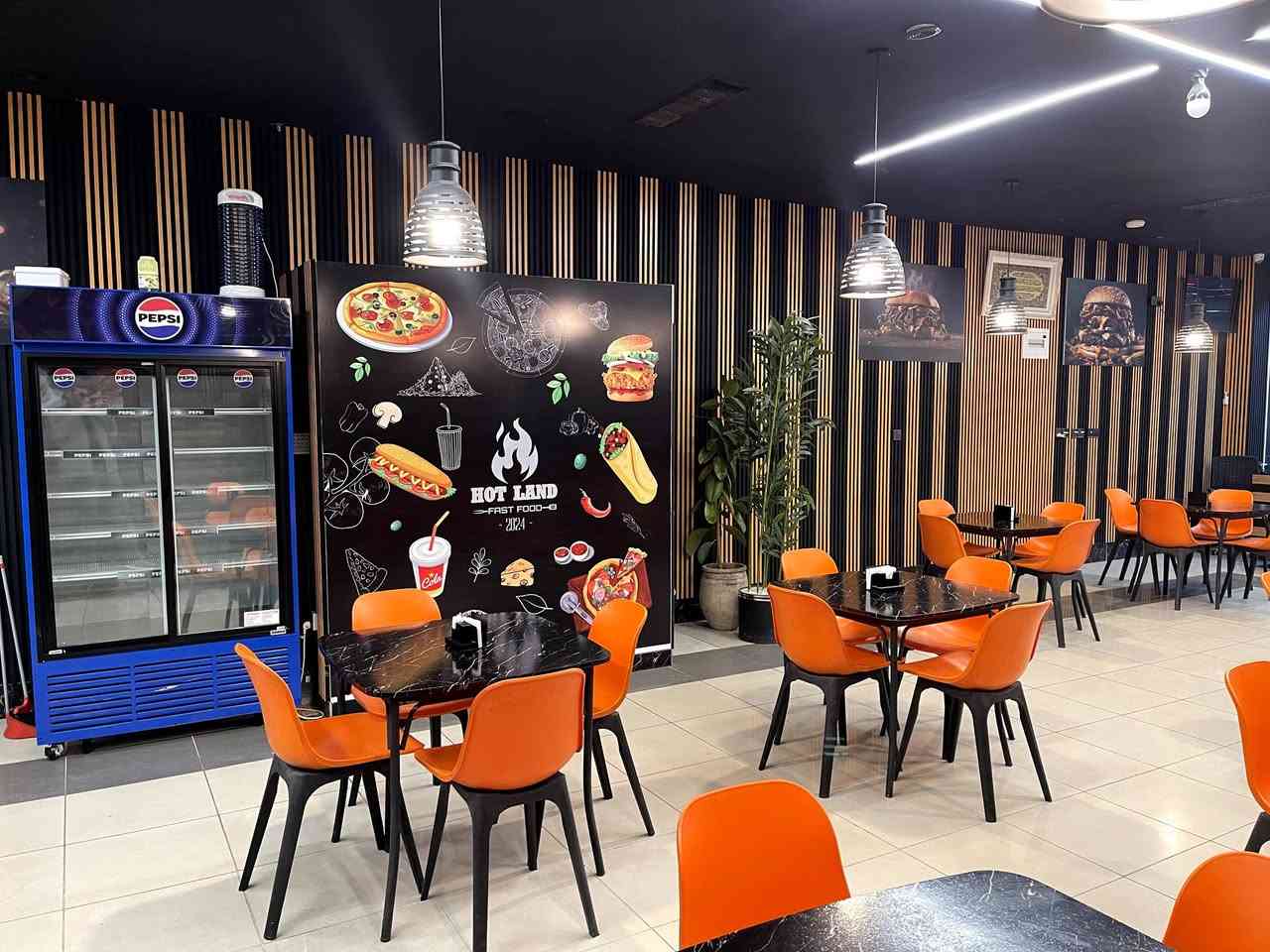 ڕێستورانت بۆ فرۆشتن مەساحەی ٢٠٠مەتر 
هەولێر ٤٠ مەتری نزیک لەنگە 
باشترین کەرەستەکانی دروست کردنی فاست فودی تێدایە 
سیستە فێنک کەرەوەی سەقفی بۆ کراوە 
سیستەمی کاشێری مطبغو مێز کاشێری بۆ کراوە 
بێ کەمو کوڕیە ئامادەیە بۆ کار کردن 
بە بێ هیچ کەمو کوڕیەک

سـعـر : لە کۆمێنت داوابکە ڕاستەوخۆ بۆت دێت 📥 

ژمارەی خاوەنەکەی 
***********
