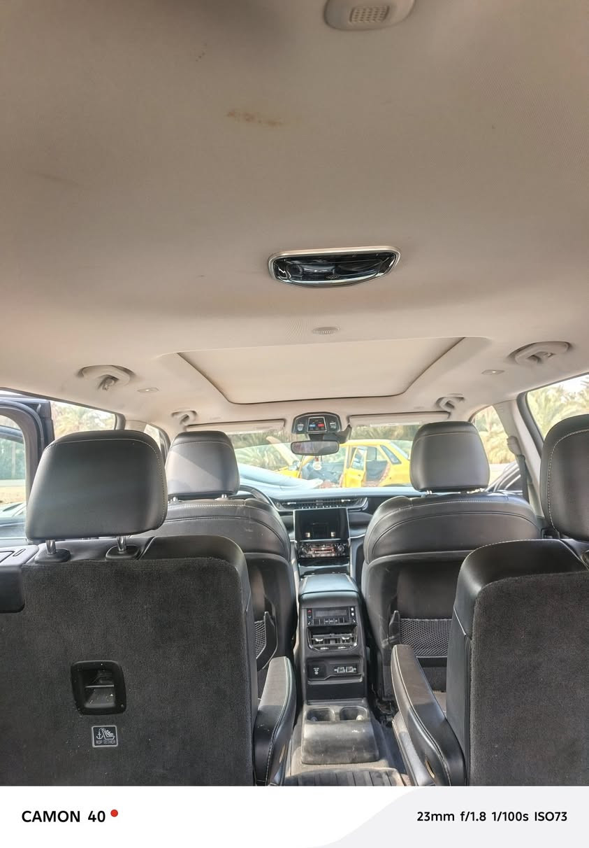 جيب كراند شيروكي ليمتد L موديل 2022
‏

‏
‏سيارة فول مواصفات ليمتد
‏ماشية 68 الف كم سيارة كلش نظيفة
‏حادثه بنيد فقط بدون اي ضرر دواخل
‏مكفولة كفالة عامة من الشاصي ولغود
‏المواصفات
‏بانوراما كبيرة قيادة ذاتية
‏رادار امامي مع مانع تصادم تحذير خروج عن المسار
‏مستشعر نوم السائق مع نظام التوقف الآلي
‏تحذير النقطة العمياء نظام تحذير عند تجاوز السرعة المحددة إنارة محيطية داخلية وخارجية شاحن موبايل وايرلس مرايا تعتيم ذاتي مع مرايا جانبية نظام صوت ALPINA ويلات كروم اسود شاشة كبيرة 10.1
‏عرض الخريطة على لوحة القيادة كاميرات محيطية 360 درجة مصابيح امامية زينون بصمة ابواب للدخول الذكي الصندوق الخلفي كهرباء ذاكرة لوضعيات جلوس السائق المقاعد الامامية والخلفية تدفئة وتبريد
‏إنارة داخلية LED حساسات امامية وخلفية
‏7 ركاب تدفئة ستيرن بلوتوث محدد سرعة تشغيل عن بعد نظام بريك اوتوماتيك مع توقف ذاتي UPS
‏رقم الشاصي 1C4RJJBG3N8567672

‏الاتصال على الرقم *********** السعر ٣٠٥ وبيه مجال بسيط
