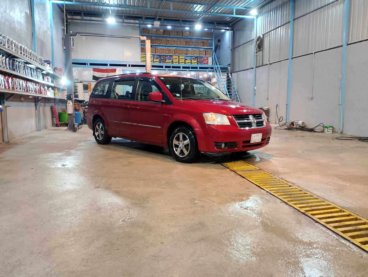 دوج كرفان محرك 3800
موديل 2008
محزمة سعرها شدة
***********
