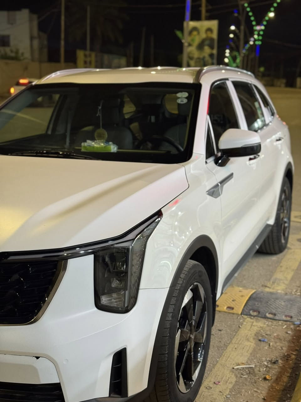 للبيع او مراوس حسب القناعة 
سورنتو 2024  6 سلندر اربيل باسمي مكفولة كفالة عامة من كلشي ماشية 61،000 خاضعة للضمان
زيرو على ايدي مطلعها من الشركة السيارة بعدها بوضع الزيرو و استخدام شخصي 
مواصفات ستندر تحكم كشنات شاشة ديجتال كبيرة تحكمات فول ستيرن كير ماوس شفتات ستيرن حساس امامي خلفي اضاءة داخلية 7 اللوان درايڤ مود كشنات اصل مخمل مغلفهن جلد اصلي سيارة وبعد هواي مواصفات السيارة مغلفة فابلون للحماية 
مكانها واسط النعمانية للاستفسار
 ***********
