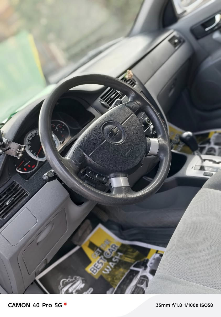 السلام عليكم
‏أوبترا 2014 خليجي رقم سليمانيه باسم بنيه ساكنه بشمال وعدنه وكاله عامه باسمنه تحويل مباشر سنويه نافذه صار سنتين ماشيه 90 ألف مكينه 1600 دوش
‏ تبريد تدفئة تخم تاير كله بشرط سياره جاهزه 
‏كير مكينه برغي مامفتوح بيهن شرط سونار بيها 3قطع صبغ بدون دواخل أثر طخات خفيفه واضحه بسونار
‏ملاحظه/عليها غرامه 7 أوراق غرامه تنزل من سعر. . 
‏السعر/89$ ومجال بسيط بيع أو مراوس
‏*********** واتساب
‏العنوان/بغداد-الاعلام قرب تقاطع درويش
