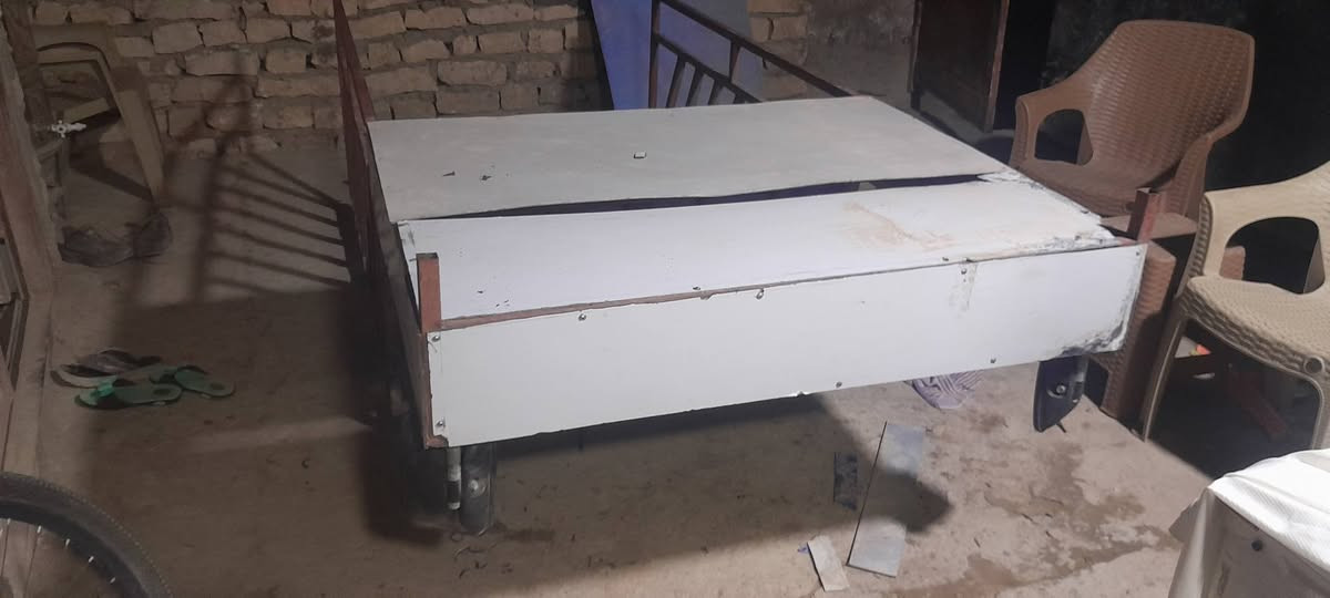 سلام عليكم  محجل  طرطوره  تفصال جديد تغليف بلاويدات كله جديد مريه كله جديد  محجل  مو ثقيل وصط مكاني الرمادي الخمسه كيلو قرب مطعم حجي محمد  سعر 150وبياه مجال للطيبين  رقم الهاتف  ***********
