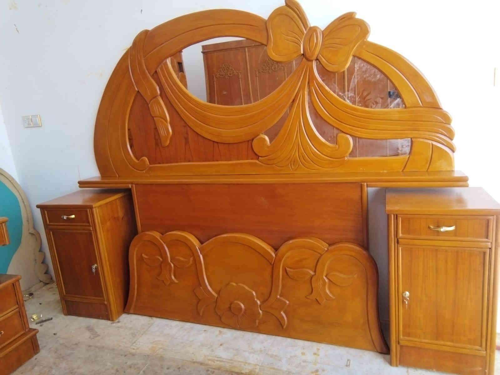 السلام عليكم غرفه كامله ام الخمسه اتسكام درجه اولى نظيفه كلش غرفه جاهزه وكامله اي نقص ما بيها السعر 725 شامل شد والتوصيل مجاني وبيها مجال للشراي ***********//////////////*********** رقم الواتساب
