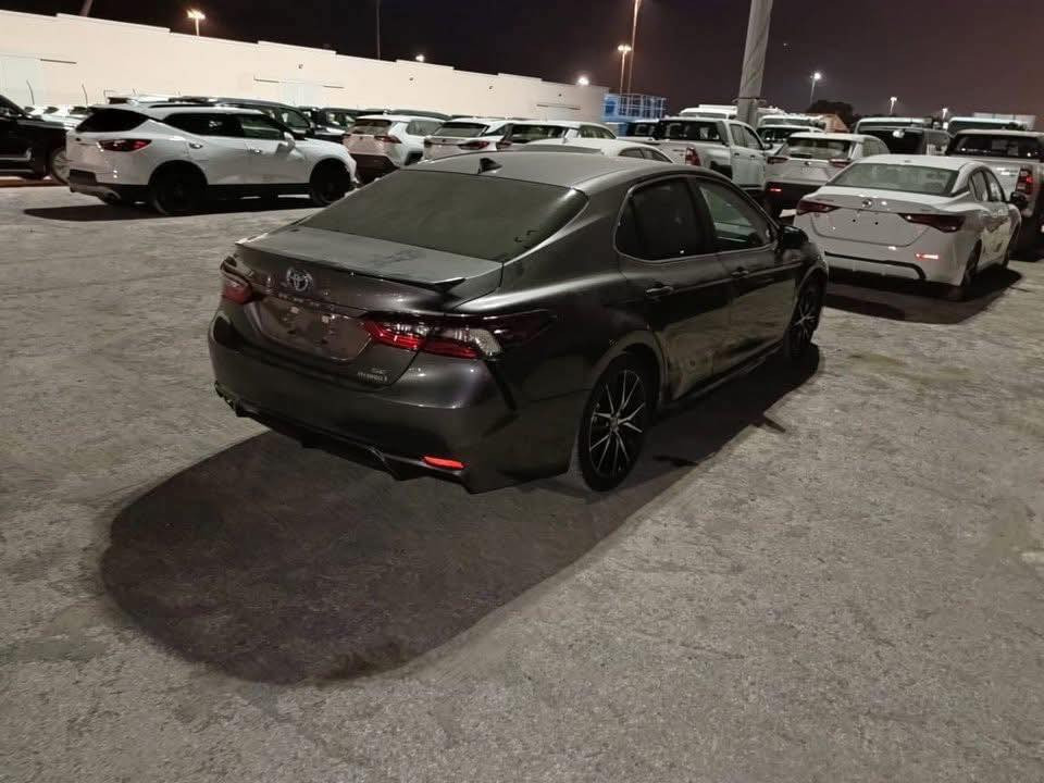 كامري se هايبرد 2024
ماشيه 23 الف ميل

حادثها قطعة وحدة تبديل بنيد 

ايرباك بردات

ورقم جديد ب اسمي تحويل مباشر

فول موصفات السيارة 

شفتات ستيرن 

سايد بريك كهربائي 

تحديد مسار 

رادار جانبي 

اشاير بل مري 

شاشة جبيرة 

سياقة شبه ذاتية 

وبعد موصفات هواي

مكاني نجف ورقم السيارة نجف..

اذا تريد تشتري راسلني على الواتساب ما اجاوب بالتعليقات

وهذا رقمي ***********
