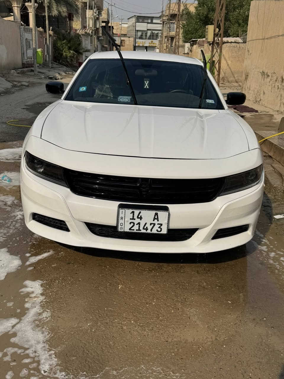 سلام عليكم سياره جارجر موديل 2023 اصل حادثها جاملغ وبنيد الجاملغ راجع بارد ولاقطره صبغ السياره ماشيه 12mi يعني زيرو حادثها موجود وسونار موجود السياره باسمي تحويل ثاني يوم السعر 240 والاستفسار ***********♥️.
