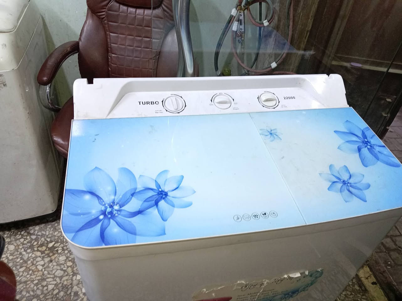 غساله ١٤ كيلو السعر٦٥ العنوان حي الكوفه قرب حي اور 0 7 7 1 0 3 0 4 8 0 4
