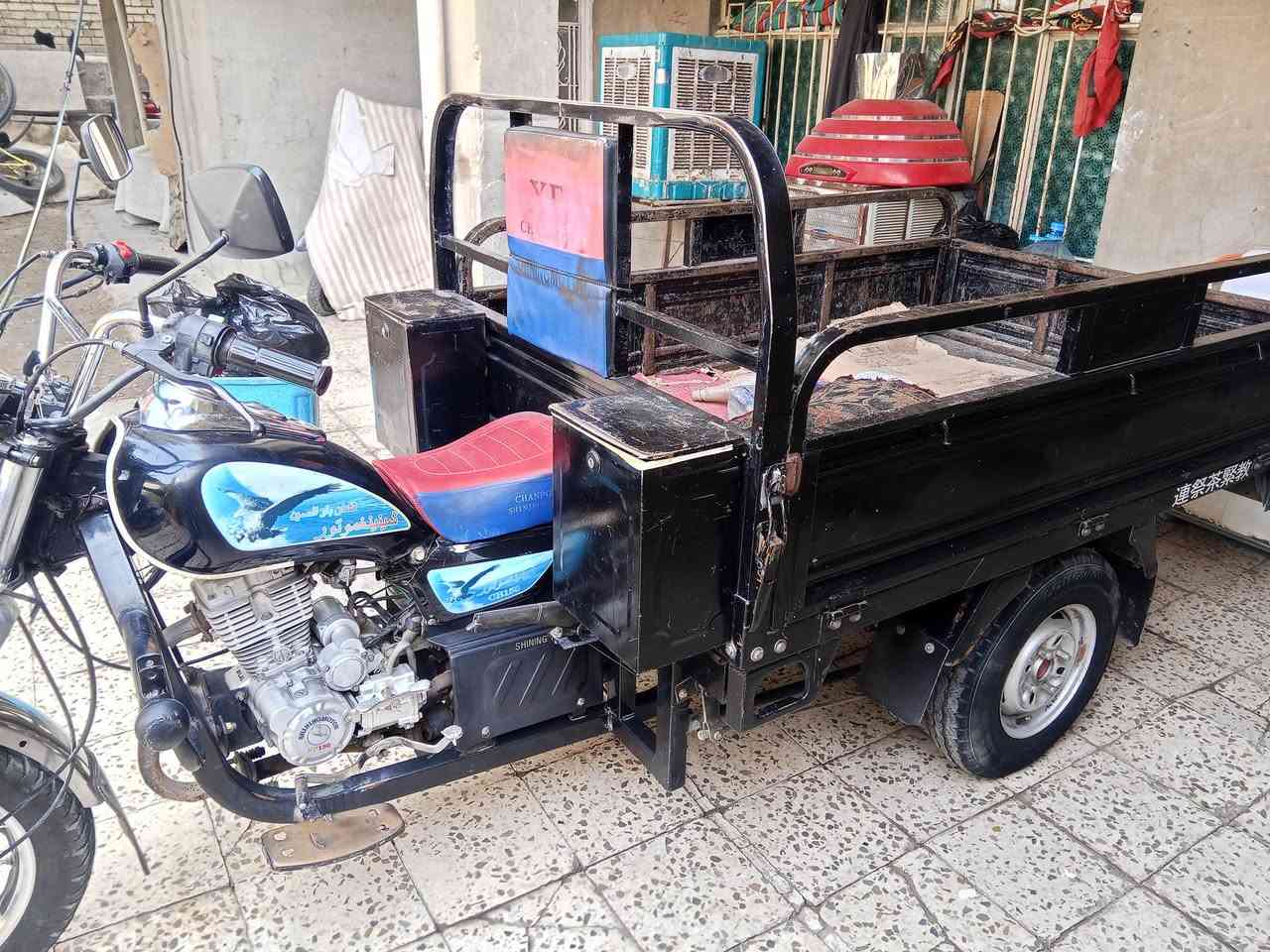 السلام عليكم ستوته صقر للبيع موديل 2022 مكفوله من الخياس محرك مجفت اوراقها كامله مدفوعلها كمرك بيها وكاله وحدة السعر مليون و800 بيها مجال بسيط الاتصال على الرقم  *********** مكان حي النصر
