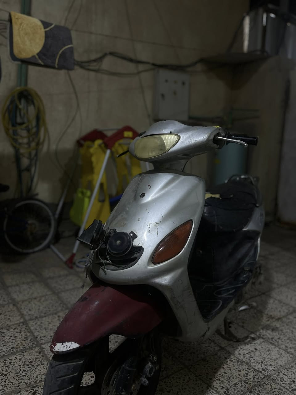 ًً
نكره سلف بس عوزها باتري كلش حلوه نهايته 200 
مكاني ناصريه 
رقمي ***********
