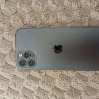 آيفون ١٢ برو • ٢٥٦ • بطارية ٧٧