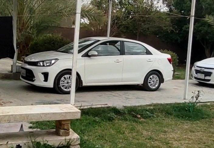 للبيع كيا بيجاس موديل 24 ماشيه 8 ألف السيارة على وضع الشركة كفالة من الزلغ رقم بغداد بسمي السعر  125 بيه مجال بسيط ***********
