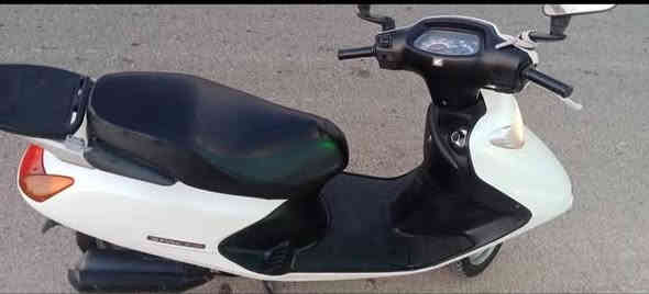 السلام عليكم للبيع دراجه سبيسي ياباني رمبه الدراجه نضيفه بمعنه الكلمه السعر ب1300العنوان/واسط/الكوت/الدجيلي للاتصال على الرقم الموجود ***********
