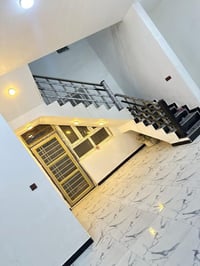 التقيه الثالثه مجمع الروان • ٢٠٠متر • غرفتين وصالتين