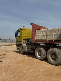 قلاب • ٢٠٠٢ • ٨ سلندر