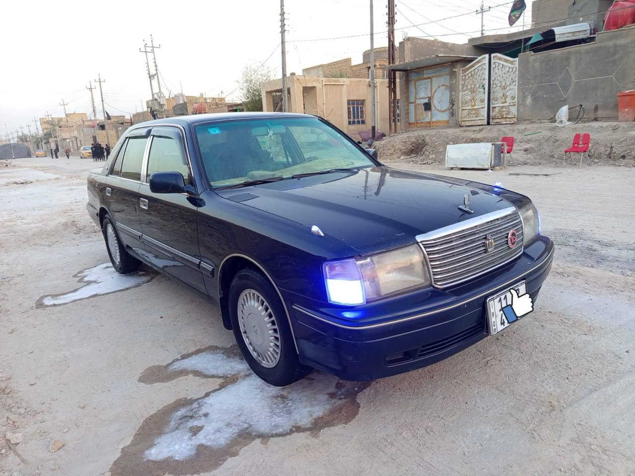 راس الثور تكم للبيع
رقم بغداد دولي بسمي 
سنويه جديد
تحوير غسق شاصي 55 فول موصفات خمس دگم شاشه مكينه اوگير كفاله
بالنسبه للگشر كفاله عامه من الصبغ والضربه ماعدا الچاملغ الخلفي شبر صبغ 
مكان ناصريه سوق الشيوخ الشراي يتصل ***********
