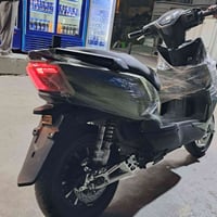 سعرها380     السلام عليكم البيع  سنكس رياضيه  بطاريات 6شرط  جديد  درجه...