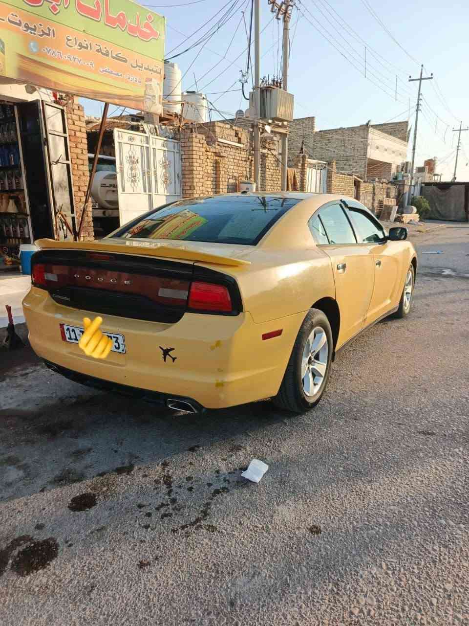 السلام عليكم جارجر 2012 رقم نكليزي سنويه لل31 سياره بيهه فخذه اليمنه السعر 110 وبيهه مجال قليل اخوكم ابو علي البدوي ‏‪***********‬‏
