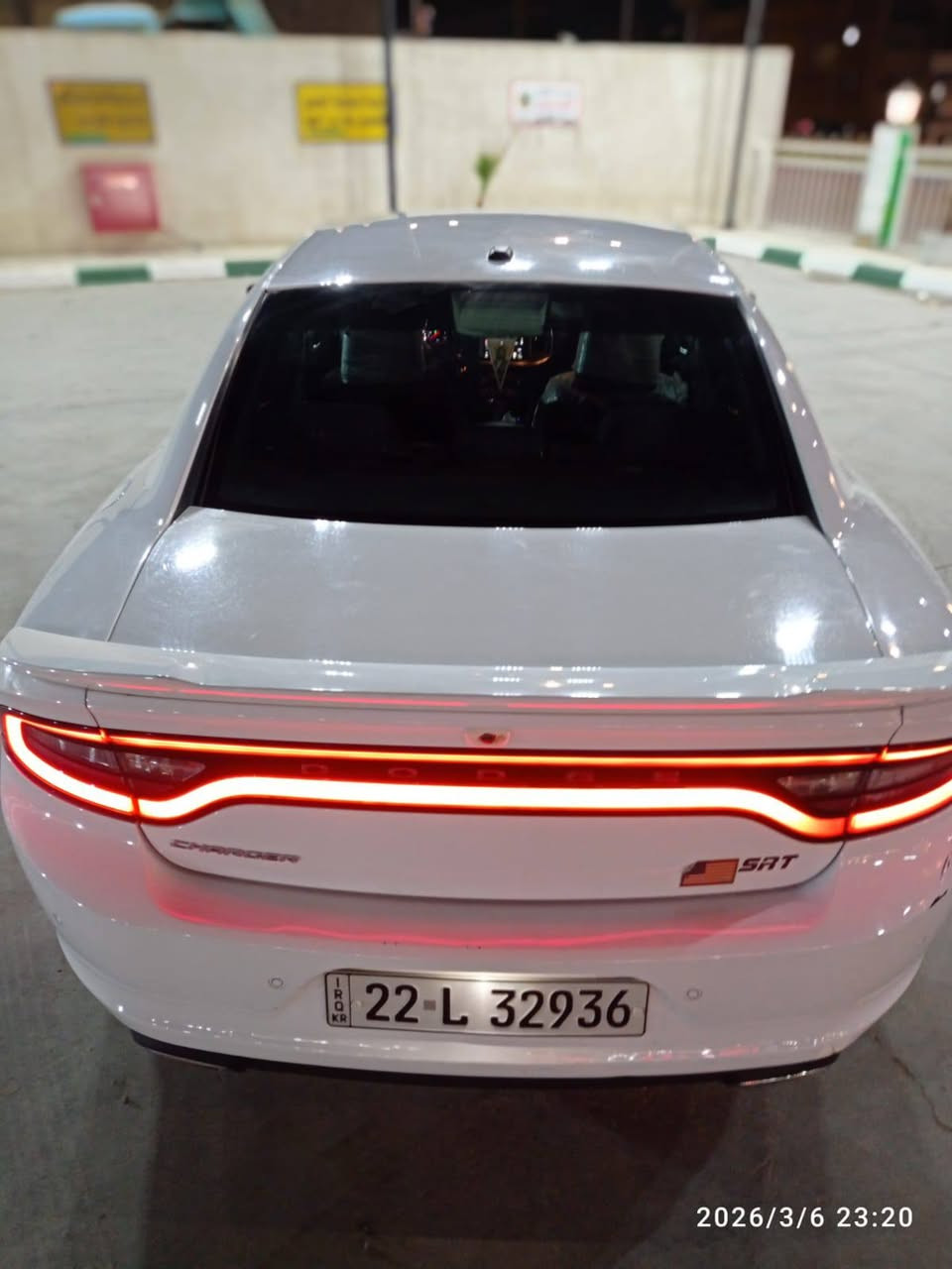 السلام عليكم
دوج جارجر موديل 2015

سياره شماليه اربيل  رقم دولي شرط تحويل وكاله 

محرك 3600

مكفوله من الصبغ والتبديل / ملاحضةةةة بيها باردات فقط
 
كير  مكينه كفاله 

 حداديه امامي خلفي جديد 

تخم تاير جديد + ويل 18 
 السعر  190 وبيها مجال بسيط

مكان السياره بالعماره  تواصل  ***********
