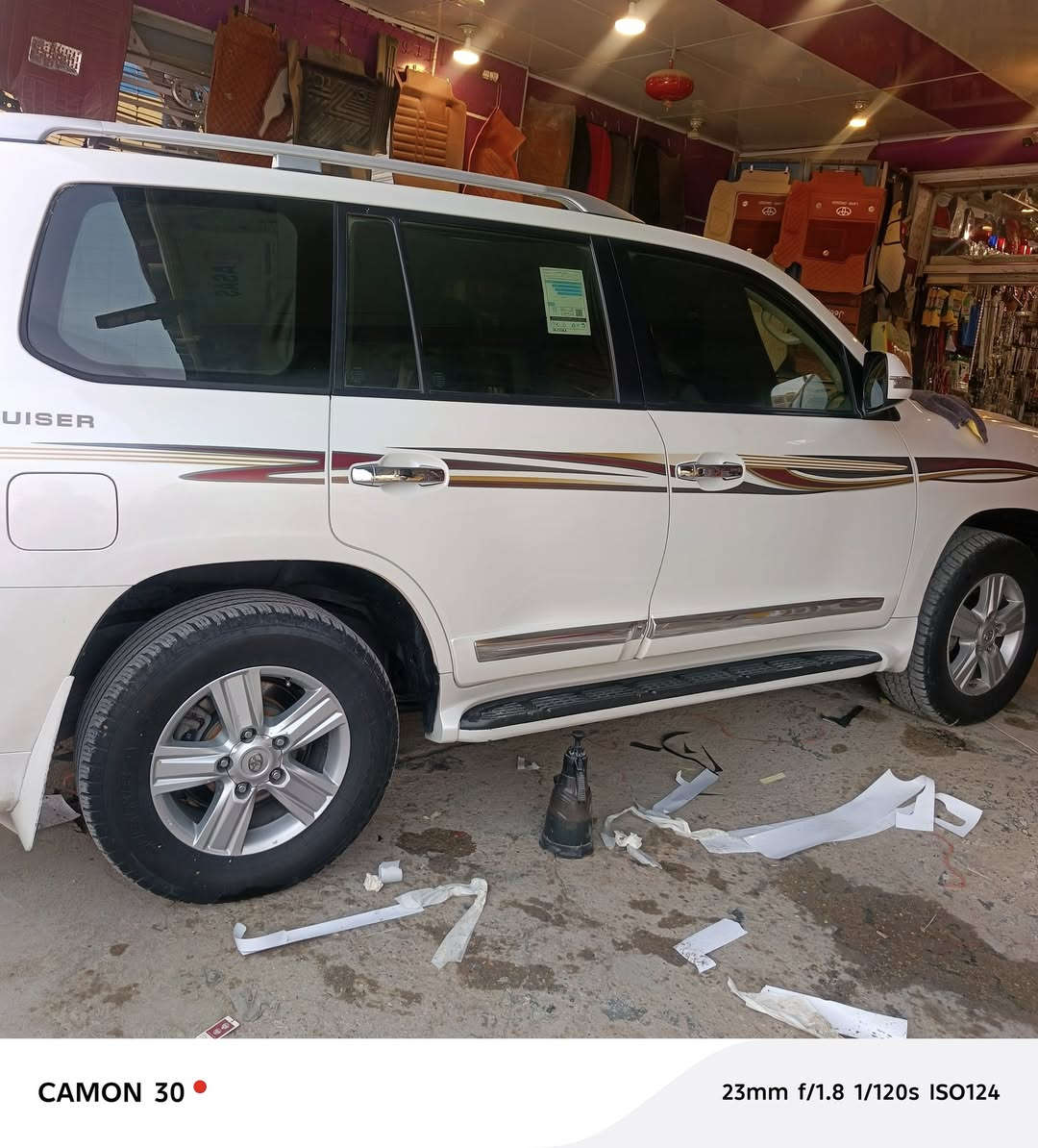 لاند كروز 2012ماشيه 126رقم بغداد سيارة باسمي بيه جاملغ خلفي مصبوغ بيه جاملغ وبنيد فتح مكاني بابل السعر 290,,,,***********,,,***********
