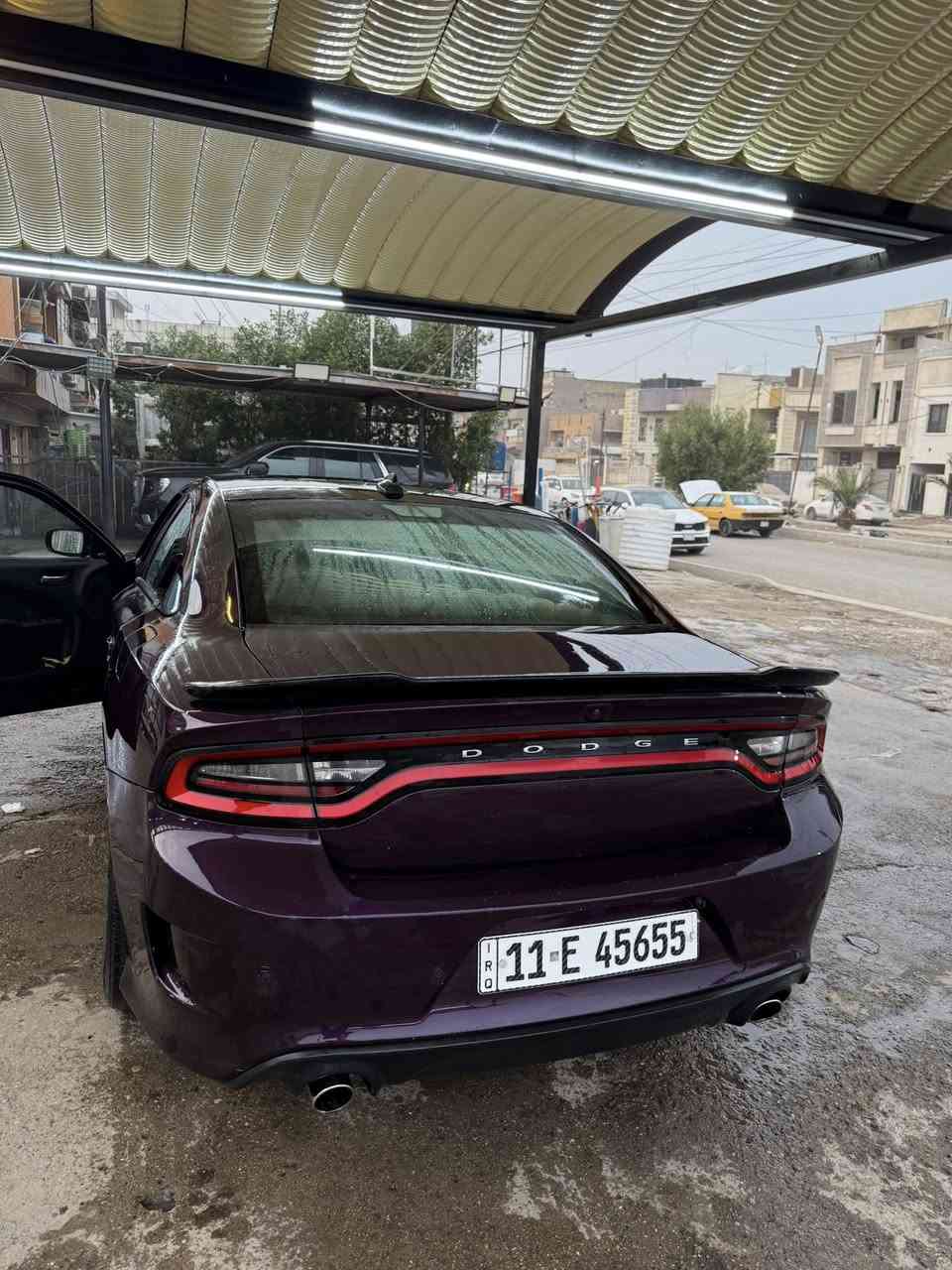 جارجر موديل 2021 GT للبيع 
السعر 179 وبيها مجال بسيط
صور الحادث موجوده بالمنشور  
كير + مكينه مكفول 100‎%‎
مكينه 6 سلندر 3600 
ماشيه 96 ميل حقيقي
عليها منظومه غاز + لد نهاري
مواصفاتها معروفه
بصمه تشغيل + دخول ذكي + تشغيل عن بعد + شاشه كبيرة + كامرة خلفيه + كشن كهربائي وبيها هواي مواصفات  
السياره جاهزه وخير من الله 
التبريد قطعتين قبل شهر مبدل فريز 
رقمها بغداد بأسمي تحويل مباشر
مكاني بغداد البلديات
للاستفسار / ***********
