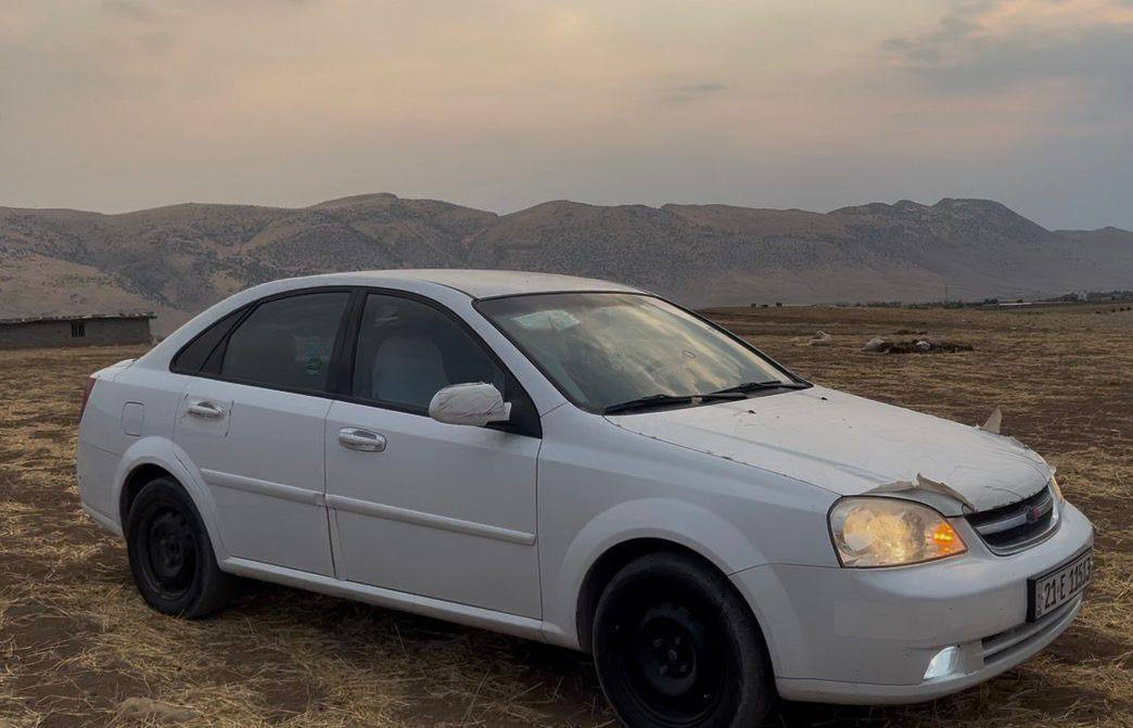 شۆفرلێت ئۆپترا مۆدێل: 2012 ڕەنگی سپی 
بێ بۆیاخ و بێ لێدران
سەیارەکە بە ناوی خۆمانەوەیە بێ موشکیلە
هەموو شتێکی بەشەرتە 
ماڵی دۆستە
هیچ مەسرەفێکی تێدانیە 

سـعـر : لە کۆمێنت داوابکە ڕاستەوخۆ بۆت دێت 📥 

گێر و مەکیەنەی بەشەرت 
هیچ کێشەیەکی تێدا نییە 

ژمارەی خاوەنەکەی 
***********
