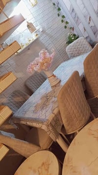 ميز وكراسي • كلش نضيف