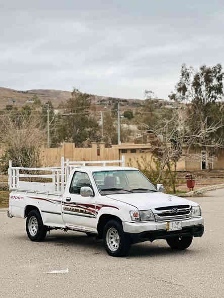 ماشەڵا لە ماڵی هەموولایەک🤍
دێر ٢٠٠٦ بەخاخ
مەنەفێست ئەسڵی 
تاک پێنج قولاب 
چەمچەکی ڕەقەم یەکی بۆ بەستراوە
تاقم پێشی کامل تازە گۆڕدراوە
ناوو سوور 
گێڕ مەکینە ئەکسل بەشەرت
دەعموو لێدراو بەشەرت 
شانسی بەشەرت وەر گەڕا بەشەرت
چوار تایەو ویلی خاوێن
کارەبایەتی گشت گیانی ئیش ئەکات
توندوو تۆڵی بەشەرت
سعری ٢٦$ قوفل قوفل قوفل
شوێنم کۆیە 
گۆڕینەوەم نیە 
بۆ زانیاری زیاتر 
***********
***********
