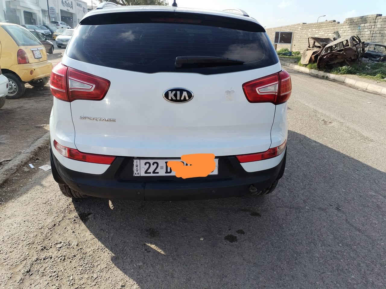 السلام عليك سبورتج 2014 مراوس ب توكسن حديث فورتي النترا حسب القناعة سبورتج فول مواصفات جملغ صبغ سيارة داخل اسود سقف بانوراما تحكمات طخم تاير جديد باتري جديد طخمها جديد تبريد ثلج سنوية جديده محرك كير شرط ماشيا. 152 حقيقي سيارة حلوة شرط التحويل ***********//***********
