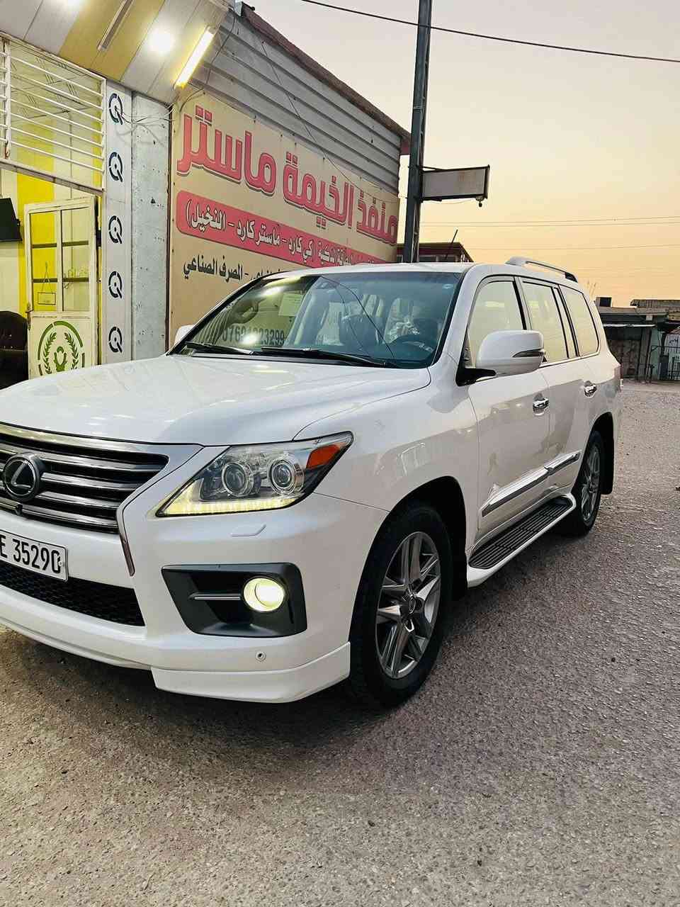 السلام عليكم ورحمة الله وبركاته 
للبيع او مراوس احدث
لكزس موديل ٢٠١٤
مكفولة كفالة عامة بدون صبغ او بارد
مواصفات سوبر سبورت 
داخل قرميدي واسود 
تحكم شفتات رادار 
كشنات كهرباء تدفئة وتبريد 
كاميرات مري كهرباء شفط 
مواصفات اللكزس المعروفة 
السعر ٤٣٠ بيها مجال بالسعر 
للبيع او مراوس احدث
رقم الهاتف ***********
