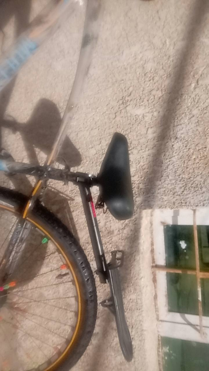سلام عليكم باسكل حجم٢٩المرغوب البايسكل جديد أحله من الصوره البايسكل جديد بمعنى الكلمه نوع البايسكل SPORT POER السعر 85وبي مجال حك جيتك المكان بغداد الزعفرانه ***********
