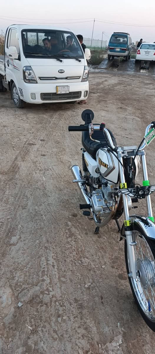 دراجه للبيع 18 تعمير 25***********
