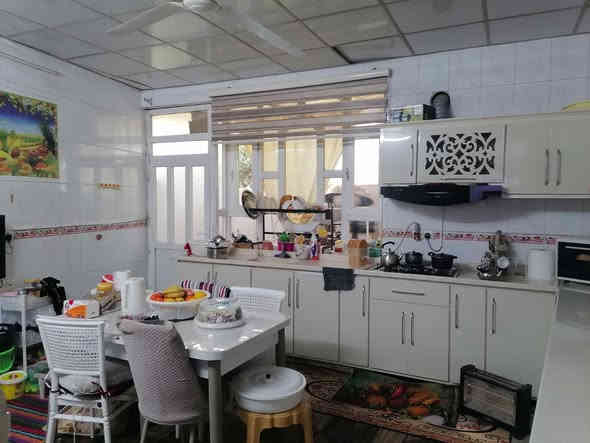 #دارللبيع
دوو خانووى دوو نهوم بو فروشتن 
له گه ره كى  ئيسكان ته نيشن نادى سولاف 
روبه رى هه ريه كه يان 170 متر

پيكهاتوون له :-  2 ژور نوستن - هول - مطبخ - ميوان - گه راج
نهومى دووه م 2 ژور نوستن - هول - مطبخ - ميوان

نرخى هه ريه كه يان 160 مليون 

بوزانيارى زياتر په يوه ندى بكه ن به عقارات ستار اكرم بازرگان

📍ناونيشان : كه ركوك بازارى ئازادى ته لارى ئاسو

***********
***********
