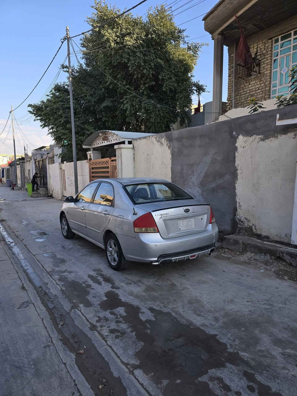 سيراتو موديل 2009 رقم بغداد
مشروع وطني محرك 1600 هزة وسنوية جديده مكاني واسط قضاء العزيزية  سعر 75 وبيهة مجال بصيط

***********
