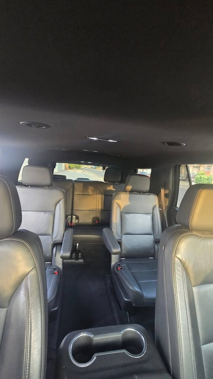 تاهو 21 كفاله عامه بس هاي الضربه مال الدعاميه بيها رقم بغداد بجم بريمير  جاهزه للاخير السعر 390وبيها مجال حك الحيه  علمنا السياره ماشيه 65الف حقيقي مكان السياره البصره  للاستفسار ***********
