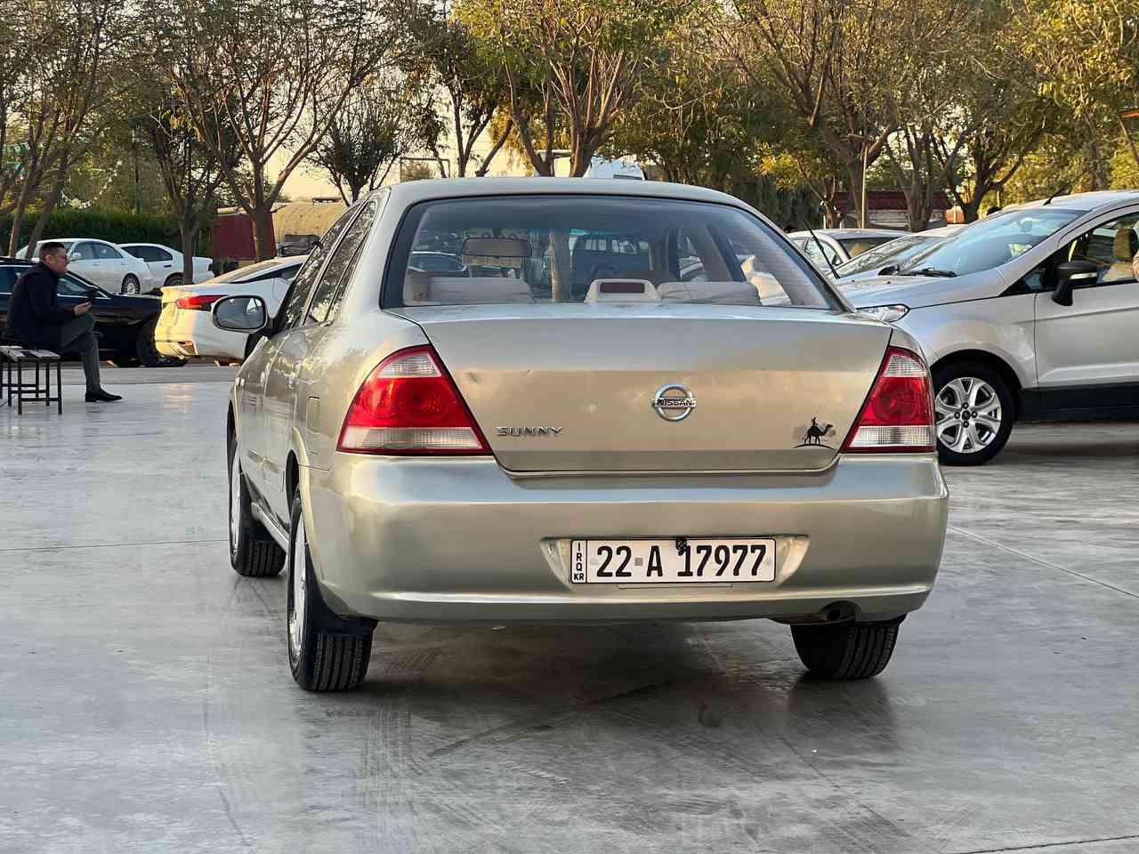 نيسان صني . 2007
رقم وسنويه جديد باسمي . لغايه 2030
شرط تحويل او وكاله . تخم تايرات جديد
گیر ومحرك شرط الفحص . صدرها جديد
السياره بيها 3 قطع صبغ اثر الجراد بدون اي حادث
***********
عنوان . كلار 
سعر 79 وبيها مجال
