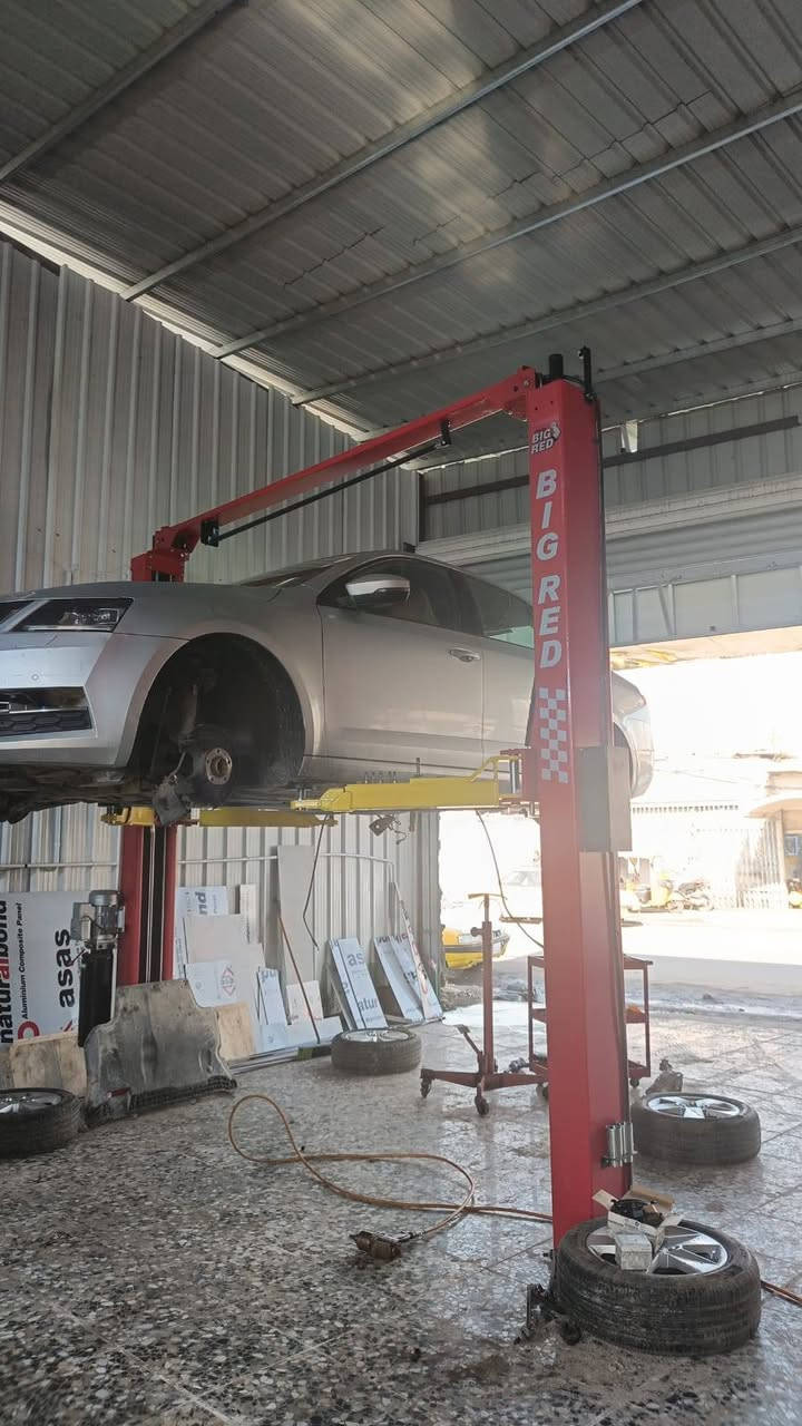 مكلف بالنشر
للبيع سكودا اوكتافيا ٢٠٢٠ فول مواصفات رقم بغداد حرة لون سلفر  صيانه كامله بالشركه ماشية ١٢٥ الف 
بيه بارد بطرف البنيد كلش بسيط
السعر ١٣٣ وبيها مجال للتواصل مع صاحب السيارة
***********
