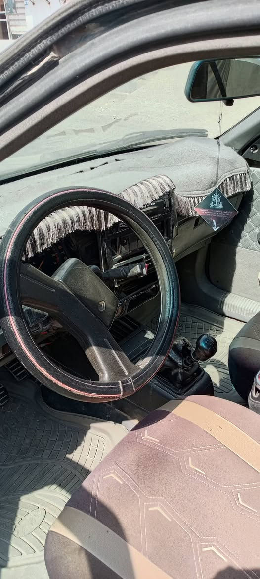 رينو 19للبيع شرط التحويل.. سعر 25ورق. رقم الهاتف ***********... ***********
