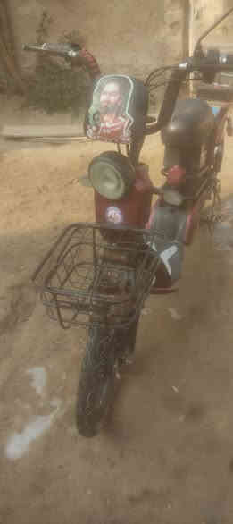 دراجه شحن نوع كبير نضيفه جداا سعر مناسب مكان بابل ***********
