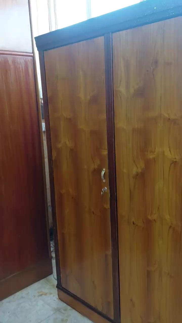 كنتور ابو الاربعه صاج مستعمل تسكام ضهره جرجوبه عنوانه كوت حي الجهاد شارع النجارين نجارة ومعرض الحجامي الاتصال او مراسلة الصفحه ***********
