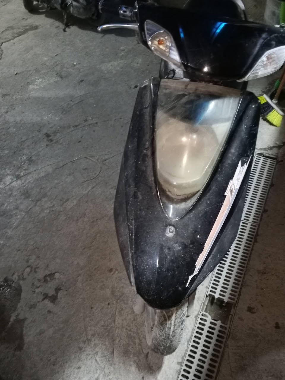 سلام عليكم  دراجه بريز ل بيع ب 500 و بيهة. مجال ***********
