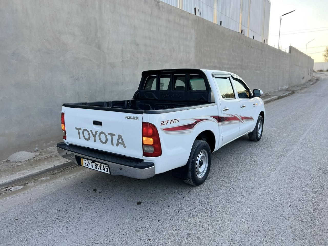 سلام عليكم بيكم للبيع موديل 2010شاصي 12سيارة جديدة كير وماكينة شرط لا تبخير ولا تنقيص سيارة تخم تاير صدر امامي خلفي تبريد سيارة كاملة دوشمة كهرباءيات كلها شغالة مو عوزها اي نقص رقم اربيل دولي جديد تريد تحويل تريد وكالة بشرط سنوار منفق مع المنشور سيارة كاملة وجديدة مكان الرصافة بغداد ما متواجد على الفيس شراي يتصل وبي خير يدلل رقم الهاتف  ***********
