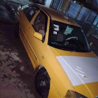 كوين للبيع السعر 15 وبيها مجال موديل 2009محرك فورت كير ومحرك شرط صاحبه...