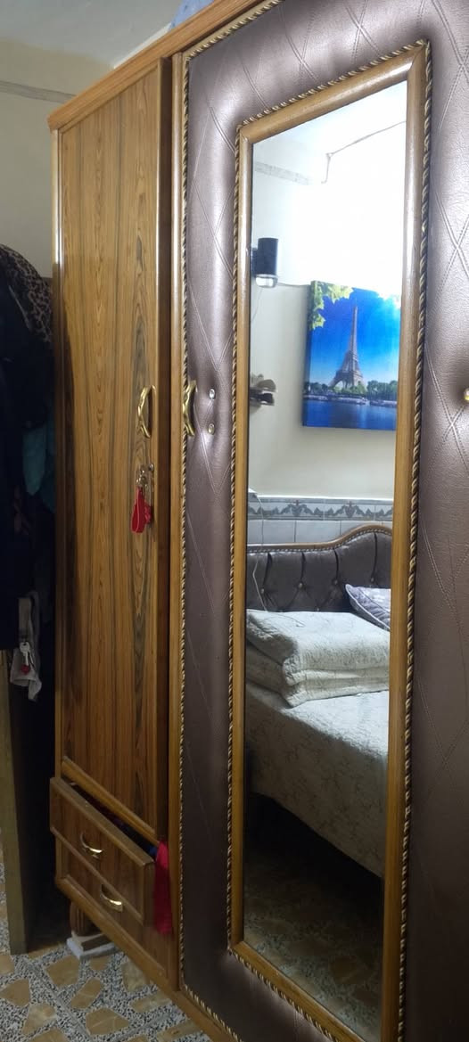 غرفه صاج للبيع 600 مستخدمه شهرين جديده بغداد الرحمانيه جعفر***********
