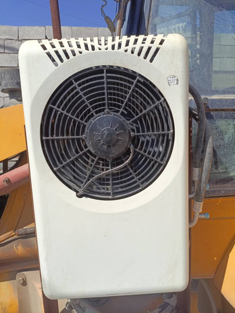ن سلام عليكم سبلت 1طن كهرباءشرط الشغل مشتغل سبوع فقط السعر 650اوبي مجال مكان سبلت كركوك
***********
