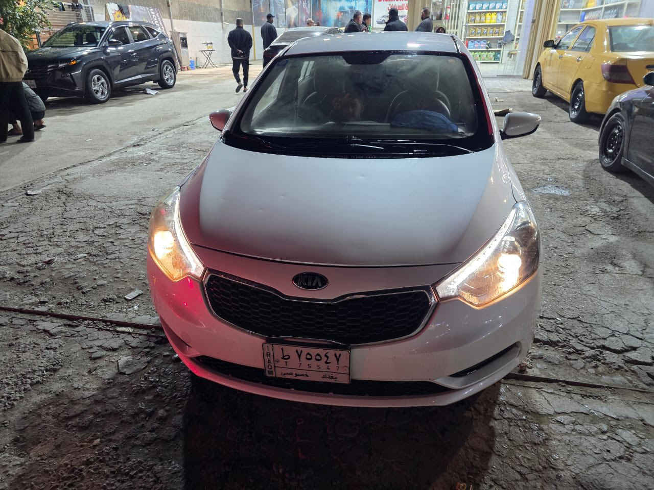 السلام عليكم
السلام عليكم

سيراتو موديل ١٥ خليجي بيهه حادث بسيط جدا مكينه ١٦٠٠ دوش كير مكينه تبريد صدر تخم تاير مكفول السعر ١١٠ وبيعه مجال بسيط 

***********
