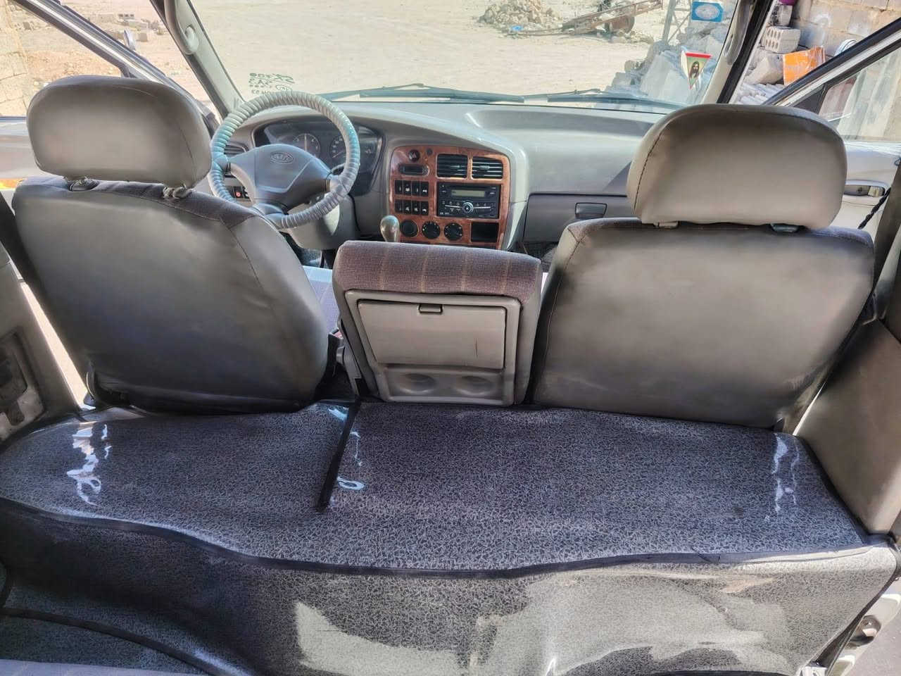 سلام عليكم سياره البيع منغولي 14 راكب مديل 2006 مكفول كفال عامه من كلشي مكان نجف ابصخير ***********
