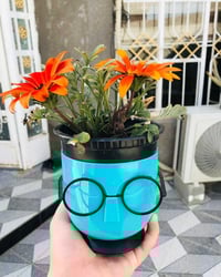 ورد موسمي • ألوان متعددة • سوق حديثة