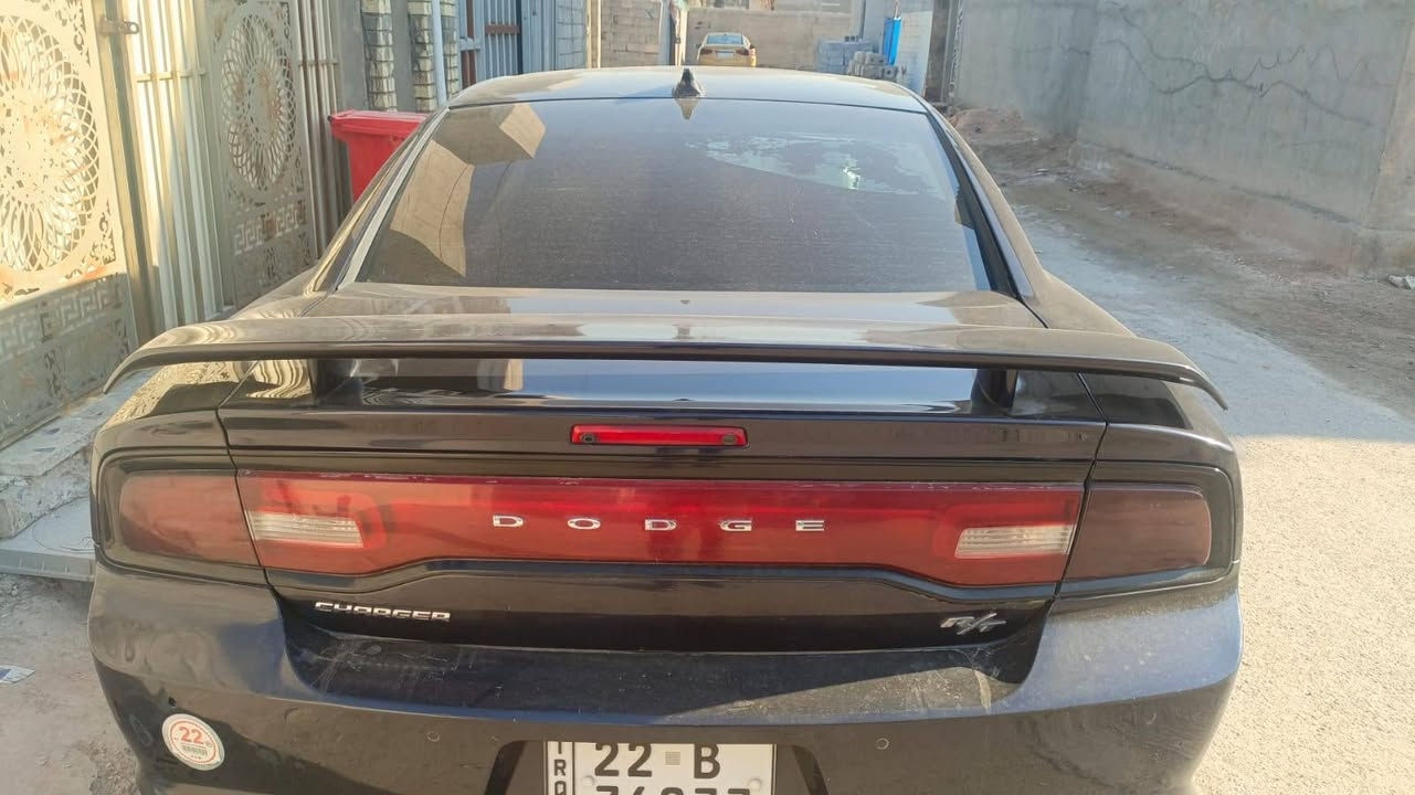 السلام عليكم جارجرهيمي 8/5700موديل 2012سياره جديده واستخدام شخصي رقم أربيل بسمي تحويل ثاني يوم كير مكينه حداديه مكفولات سياره حلوه وسونار موجود سياره بيه منضومه غاز بالمنشور سعر 120وبيه مجال اتواصل واتساب ***********
