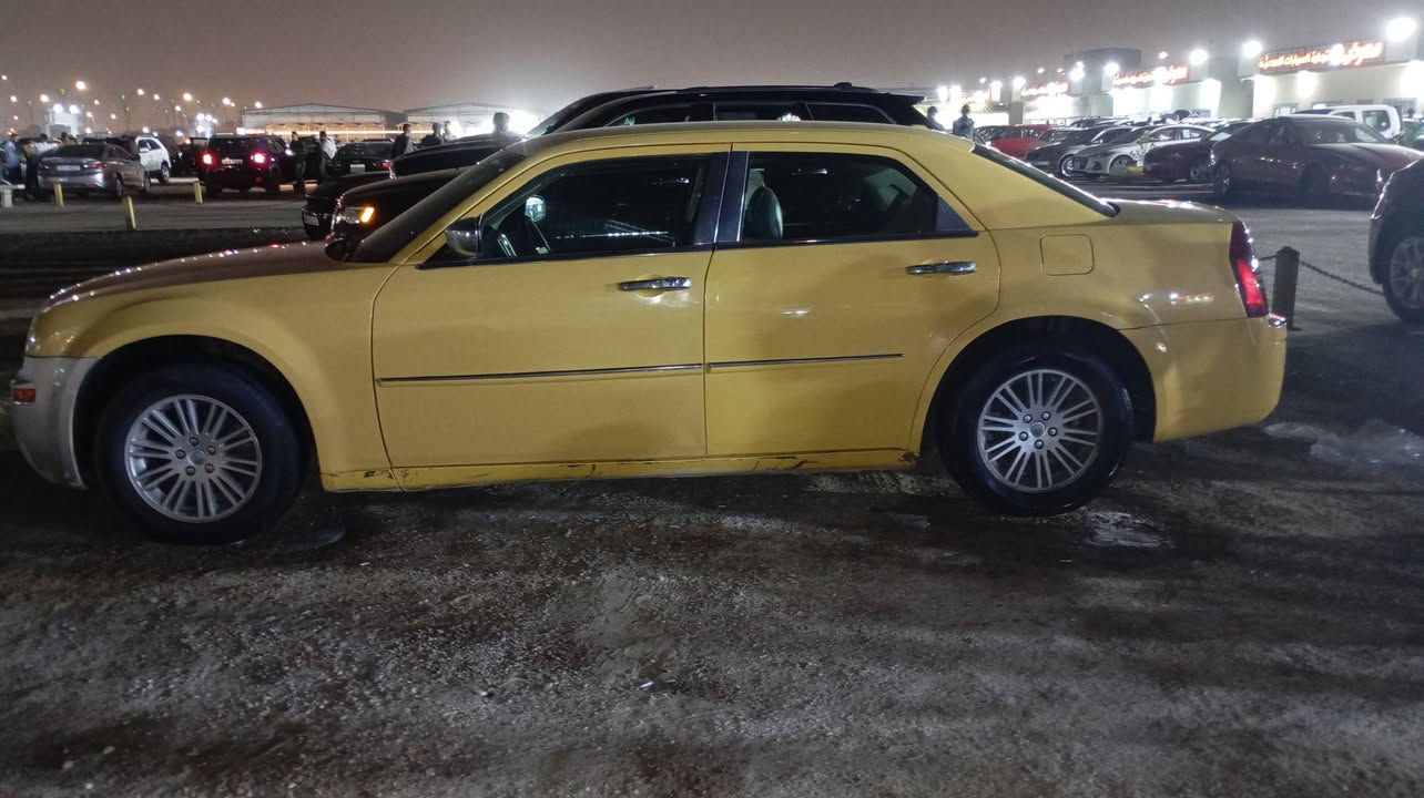 اوبما ٢٠١٠ مكفوله من قص ونقل جثه وضربه، مكينه صالها اسبوع من شادها، سياره رقمها بغداد، خطها بغداد مشتل، مصفره هيئه وضريبه ما عليها ولا ربع، تحويل ثاني يوم سنويه ٢٠٢٨ سعرها 110وبيها مجال بسيط مكانها بصره السيبه تواصل ***********
ما ارد عالفيس
