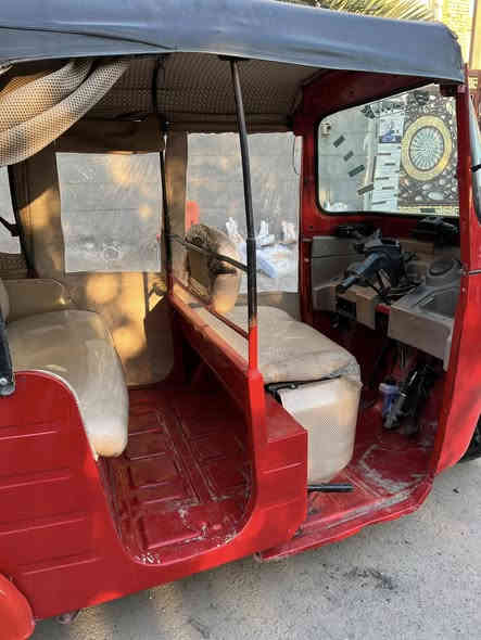 السلام عليكم..
للبيع تكتك موديل18 اوراق اصولي جاهزه للترقيم
تكتك جاهزه تعمير جديد صبغ قليل بيها 
 كبل للشغل لاتنقيص لاخياس شلعه ضفيره جديده مانقصها شي دوشمه بردات جادر كله جديد سعرها(3700)وبيها مجال قليل مكاني النعمانية
الشراي يتصل ((***********))❤️
